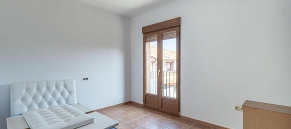 4 bedrooms Apartment in Granada, Spain No. 150796 26