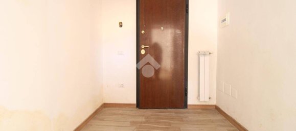 Apartamento T1 em San Giacomo delle Segnate, Italy N.º 322971 5