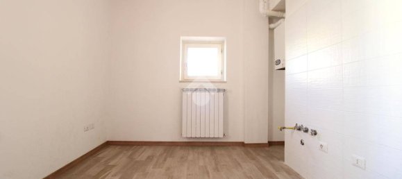 Apartamento T1 em San Giacomo delle Segnate, Italy N.º 322971 8