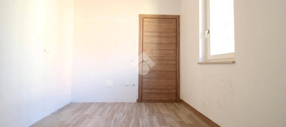 Apartamento T1 em San Giacomo delle Segnate, Italy N.º 322971 9