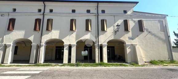 Apartamento T1 em San Giacomo delle Segnate, Italy N.º 322971 2