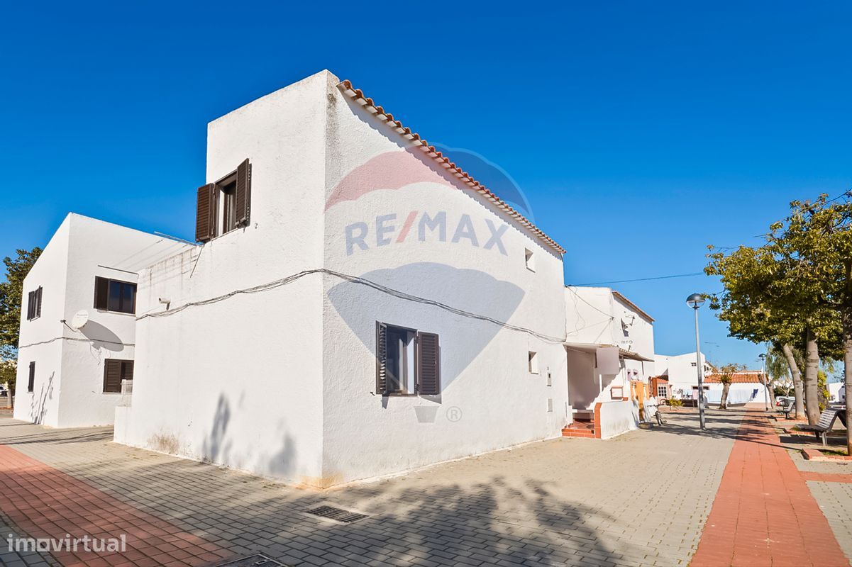 3 bedrooms Townhouse in Santa Luzia, Portugal No. 21918