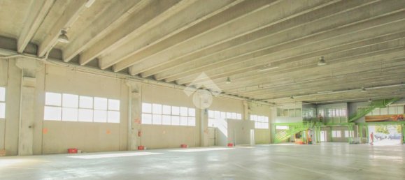 6غرفة مستودع في Rovato, Italy رقم 141647 17