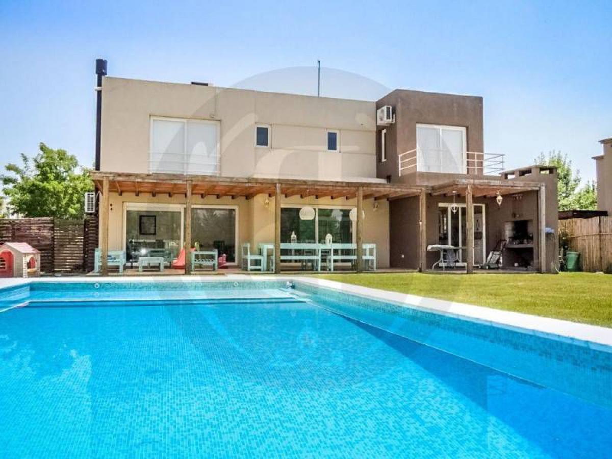 3 Schlafzimmer Haus in Tigre, Argentina, Nr. 58891