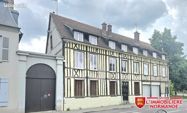 5 bedrooms House in Evreux, France No. 308395