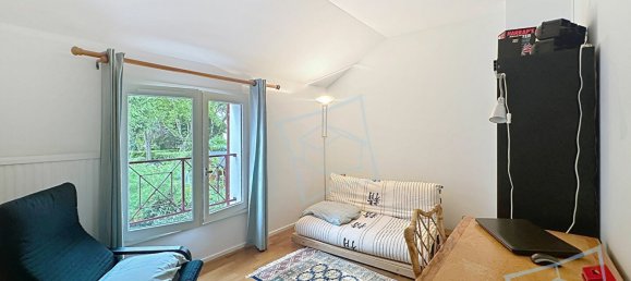 4 bedrooms House in Voisins-le-Bretonneux, France No. 351405 9