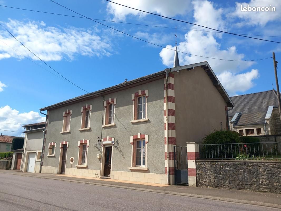 3 Schlafzimmer Haus in Dun-sur-Meuse, France, Nr. 67430