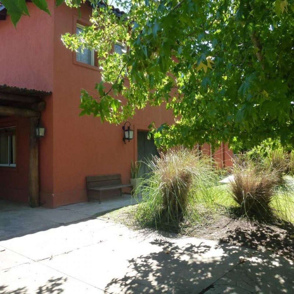 4 bedrooms House in Pilar, Argentina No. 57550