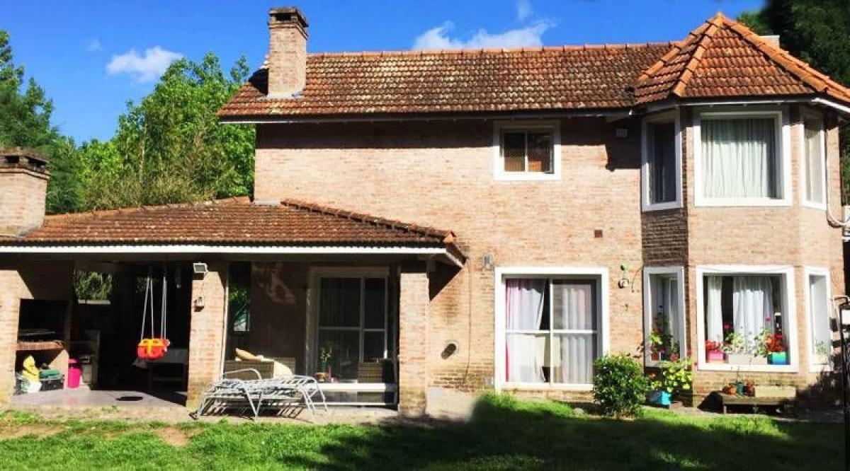 4 bedrooms House in Pilar, Argentina No. 51489