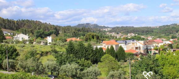  Land in Viseu, Portugal No. 67666 3