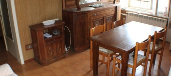 3 rooms House in Granozzo con Monticello, Italy No. 102508 4
