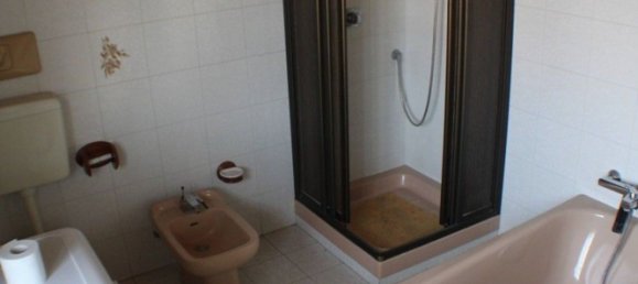 3 rooms House in Granozzo con Monticello, Italy No. 102508 17