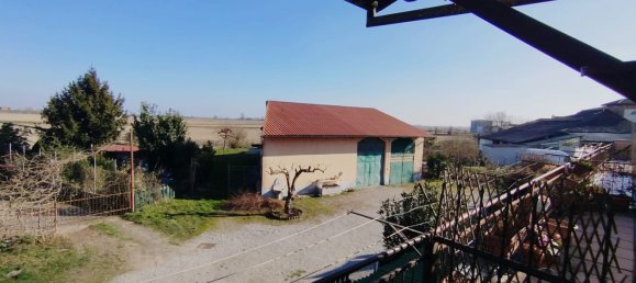 3 rooms House in Granozzo con Monticello, Italy No. 102508 31