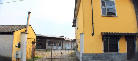 3 rooms House in Granozzo con Monticello, Italy No. 102508 24