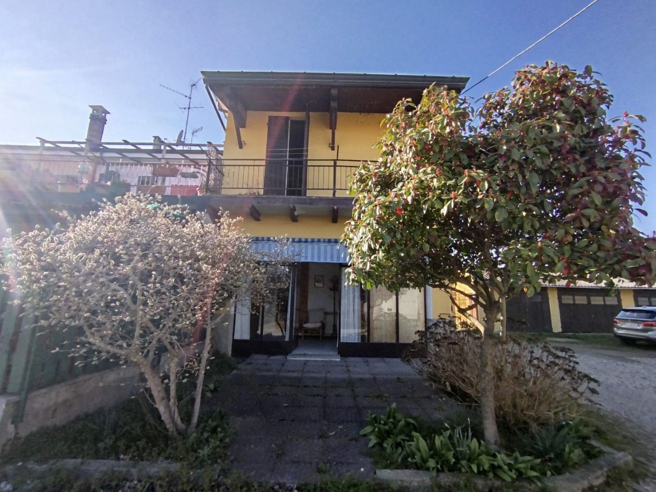 3 rooms House in Granozzo con Monticello, Italy No. 102508