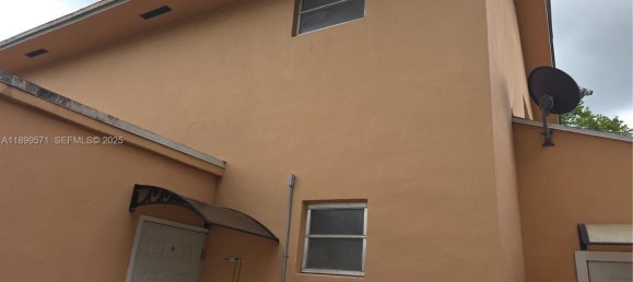 Terra em Miami, USA 310.11 m² N.º 614833 27