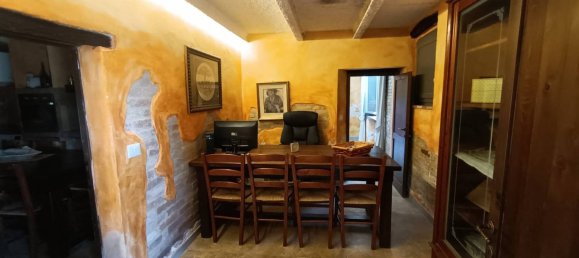 4 Schlafzimmer Haus in Recanati, Italy, Nr. 295894 10