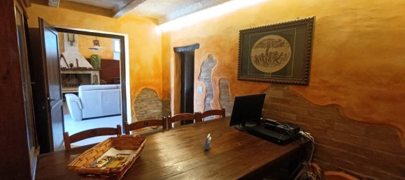 4 Schlafzimmer Haus in Recanati, Italy, Nr. 295894 11