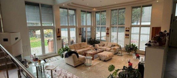 Villa de 11 habitaciónes en Fischamend, Austria No. 168949 2