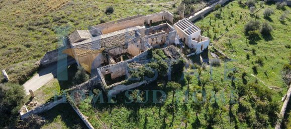 28 rooms House in Syracuse, Italy No. 248117 12