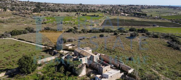 28 rooms House in Syracuse, Italy No. 248117 15