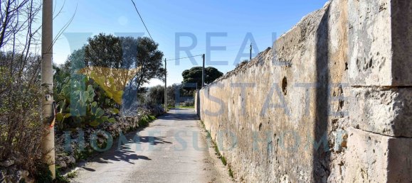 28 rooms House in Syracuse, Italy No. 248117 19