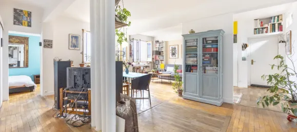 1 bedroom Apartment in Paris, France No. 352945 2