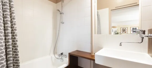 1 bedroom Apartment in Paris, France No. 352945 12