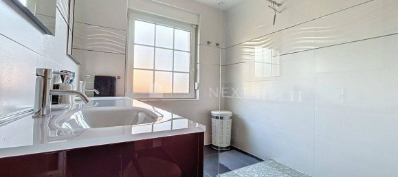 Casa de 4 dormitorios en Thionville, France No. 80288 22