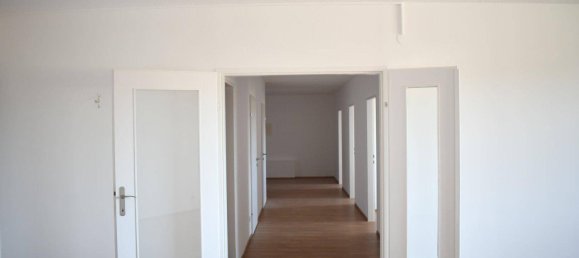 Apartamento de 4 divisões em Wiener Neudorf, Austria N.º 170890 2
