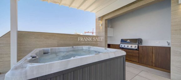 3 bedrooms Penthouse in Sliema, Malta No. 7314 14