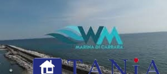 2 bedrooms House in Carrara, Italy No. 48176 12