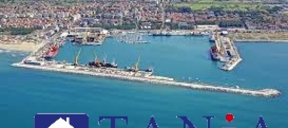 2 bedrooms House in Carrara, Italy No. 48176 13