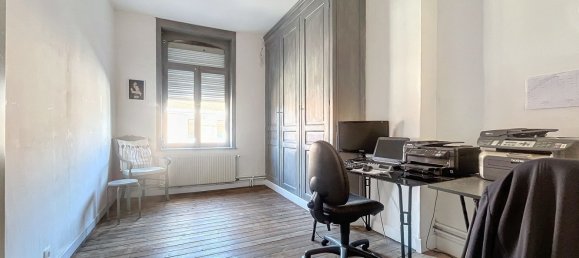 4 bedrooms House in Estaires, France No. 75267 23