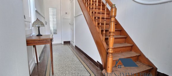 4 bedrooms House in Estaires, France No. 75267 6