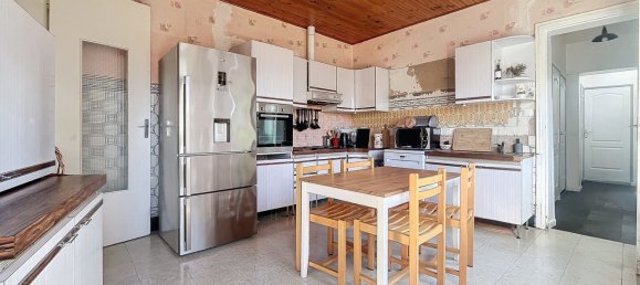 4 bedrooms House in Estaires, France No. 75267 19