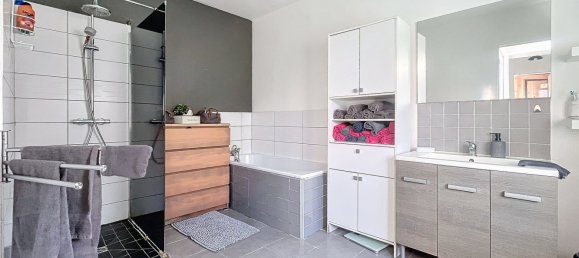 4 bedrooms House in Estaires, France No. 75267 20