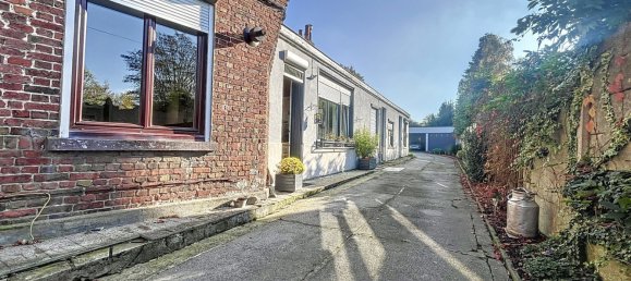 4 bedrooms House in Estaires, France No. 75267 5