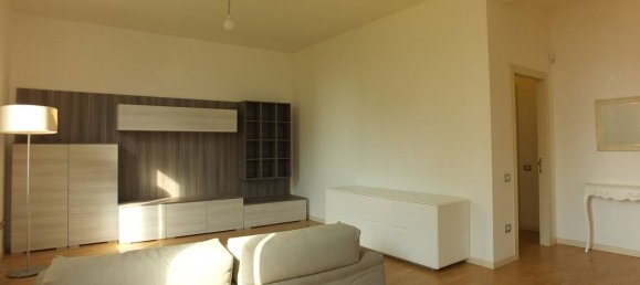 4 rooms Apartment in Pesaro, Italy No. 143049 2