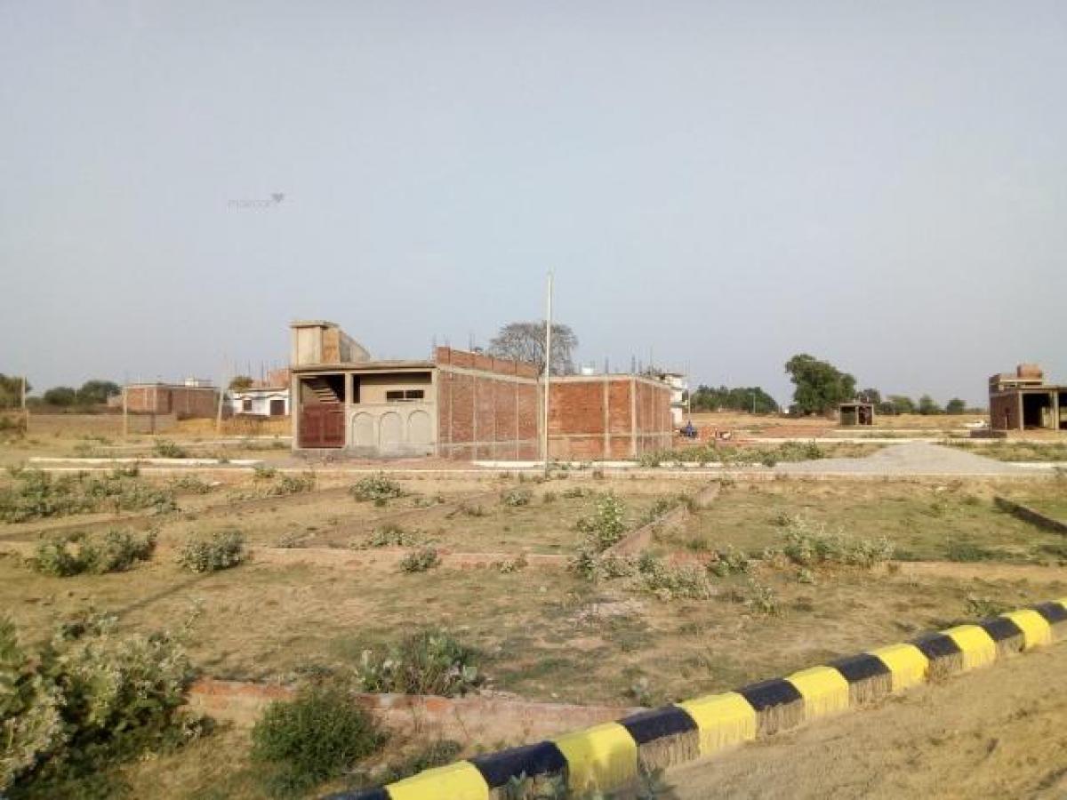 Grundstück in Lucknow, India, Nr. 30511