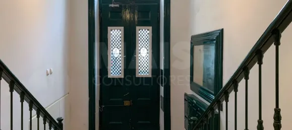 4 bedrooms Apartment in Lisbon, Portugal No. 97157 18