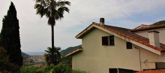 9-Zimmer Villa in Camporosso, Italy, Nr. 230200 27