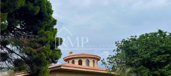 5 bedrooms House in Pineda de Mar, Spain No. 188424 2