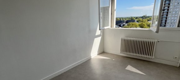 3 bedrooms Apartment in Orleans, France No. 209224 4