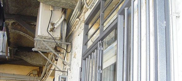 2 bedrooms Apartment in Turin, Italy No. 344168 11