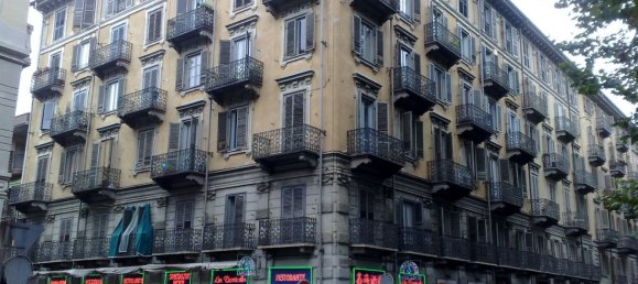 2 bedrooms Apartment in Turin, Italy No. 344168 9