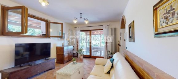 5-Zimmer Villa in Morrovalle, Italy, Nr. 105343 8