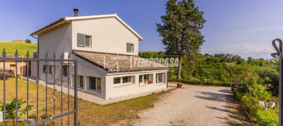 5-Zimmer Villa in Morrovalle, Italy, Nr. 105343 4