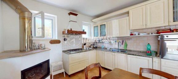 5-Zimmer Villa in Morrovalle, Italy, Nr. 105343 16