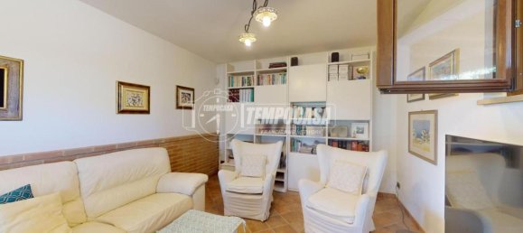 5-Zimmer Villa in Morrovalle, Italy, Nr. 105343 9